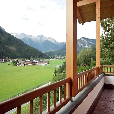 Detached Chalet A Short Walk From The Ski Bus With Connections To The Wildkogel And Zillertal Arena * Wald im Pinzgau